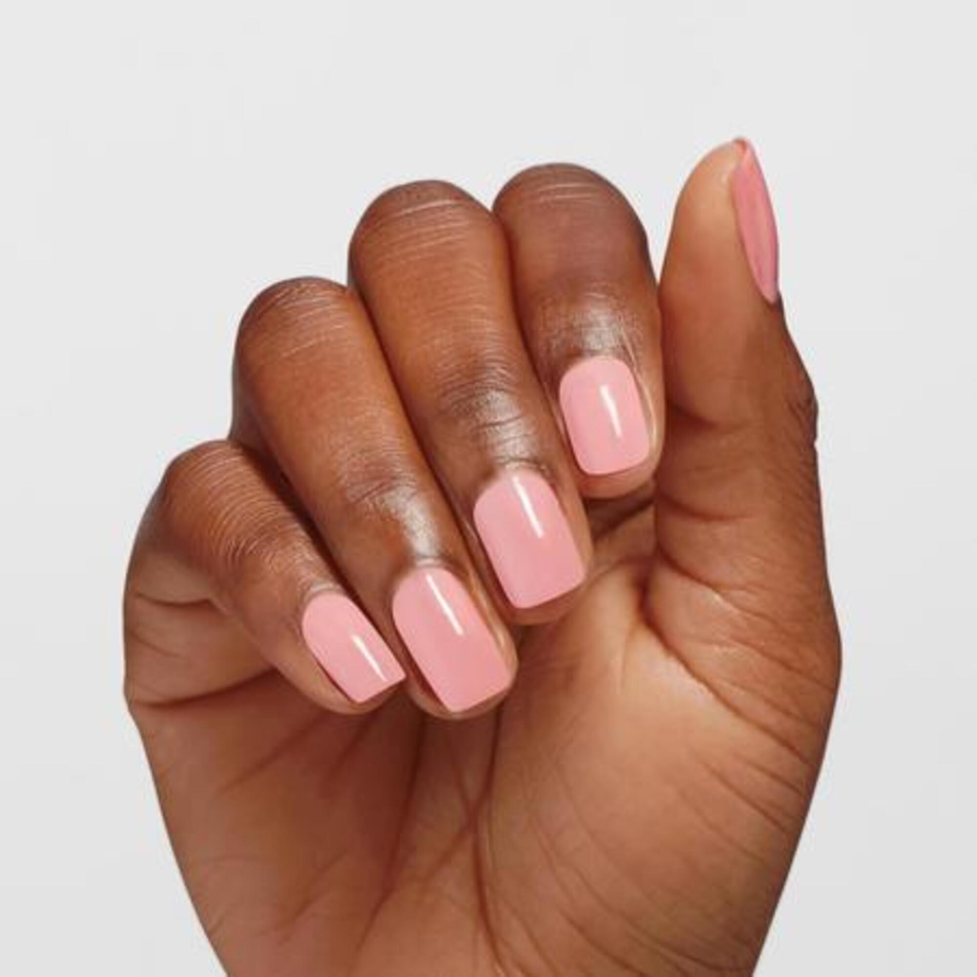 Vernis à ongles longue durée effet gel