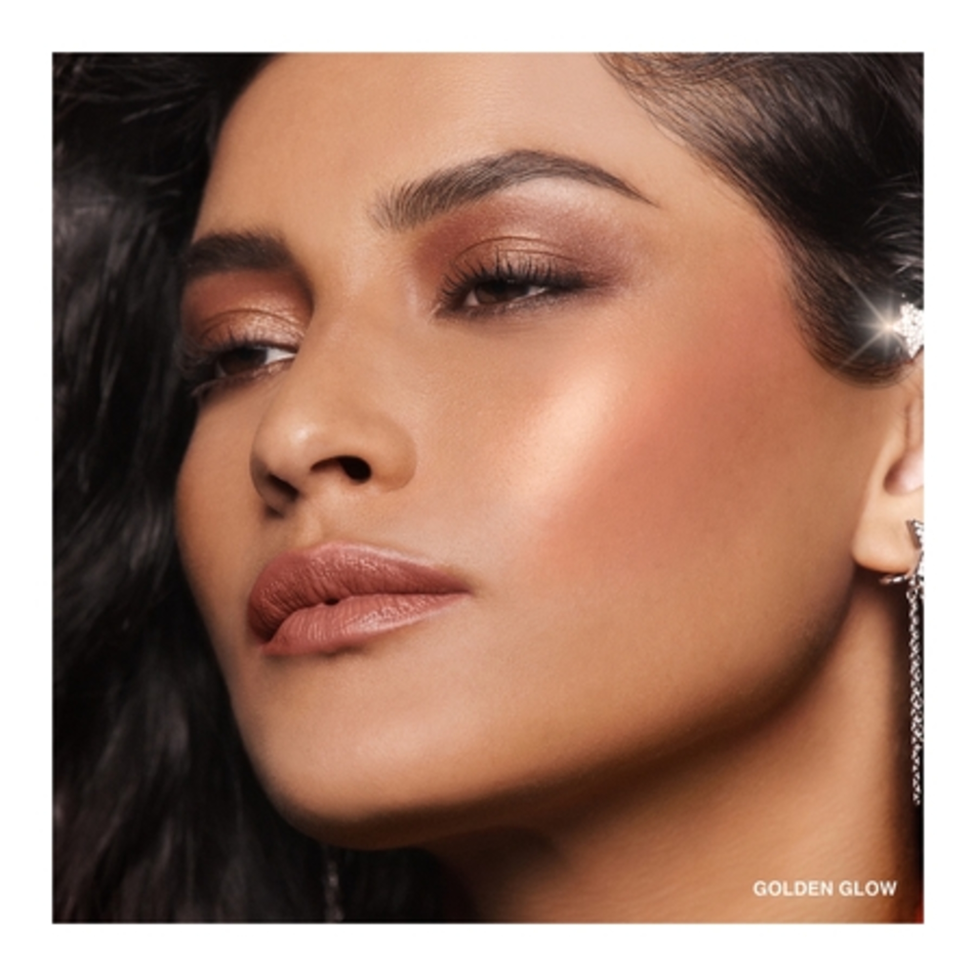 Luxe cheek & highlighting palette