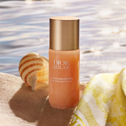 120ML DIOR DIOR SOLAR L'huile sublimatrice et perfectrice d'éclat - corps, visage & cheveux  1 of 4 