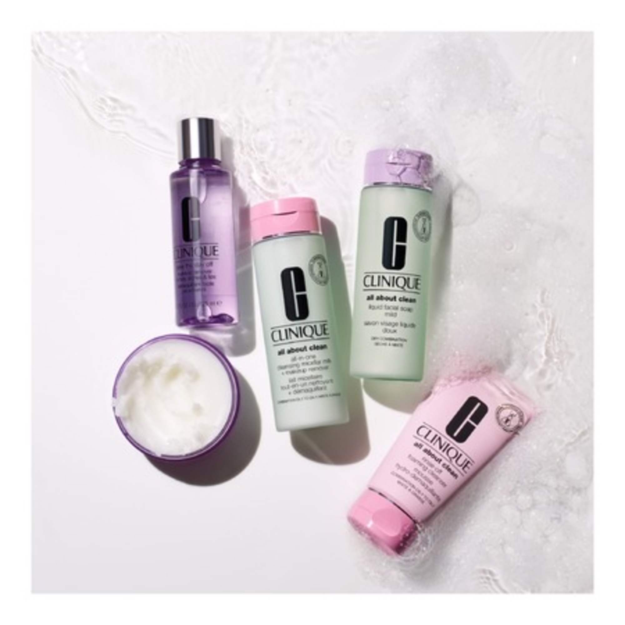 Étape 1 - Crème Moussante Sonique Nettoyante