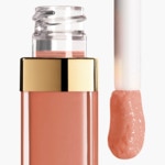 CHANEL ROUGE COCO Hydra gloss haute brillance hydratant et lissant 2 of 4 Hydra gloss haute brillance hydratant et lissant