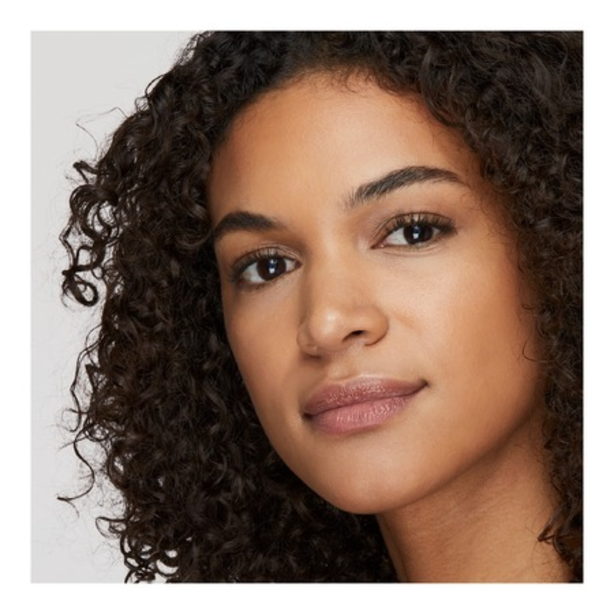 Fond De Teint Longue Tenue Intransférable SPF 10