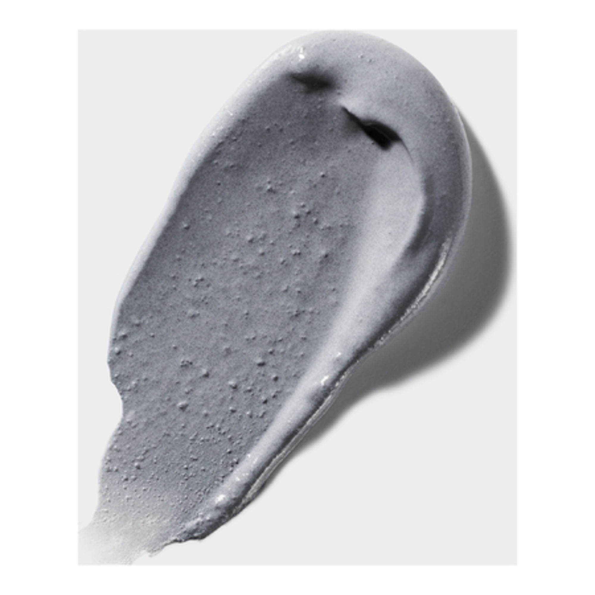 Gommage & masque au charbon 2-en-1