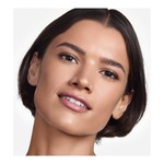  Clinique EVEN BETTER™ Fond de Teint Éclat Correction Teint SPF 15  3 of 3 Fond de Teint Éclat Correction Teint SPF 15