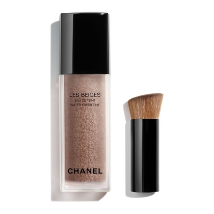  CHANEL LES BEIGES CHANEL LES BEIGES EAU DE TEINT EAU DE TEINT FRAÎCHE AUX MICROBULLES DE PIGMENTS. EFFET PEAU NUE. BELLE MINE NATURELLE ET LUMINEUSE  1 of 2 