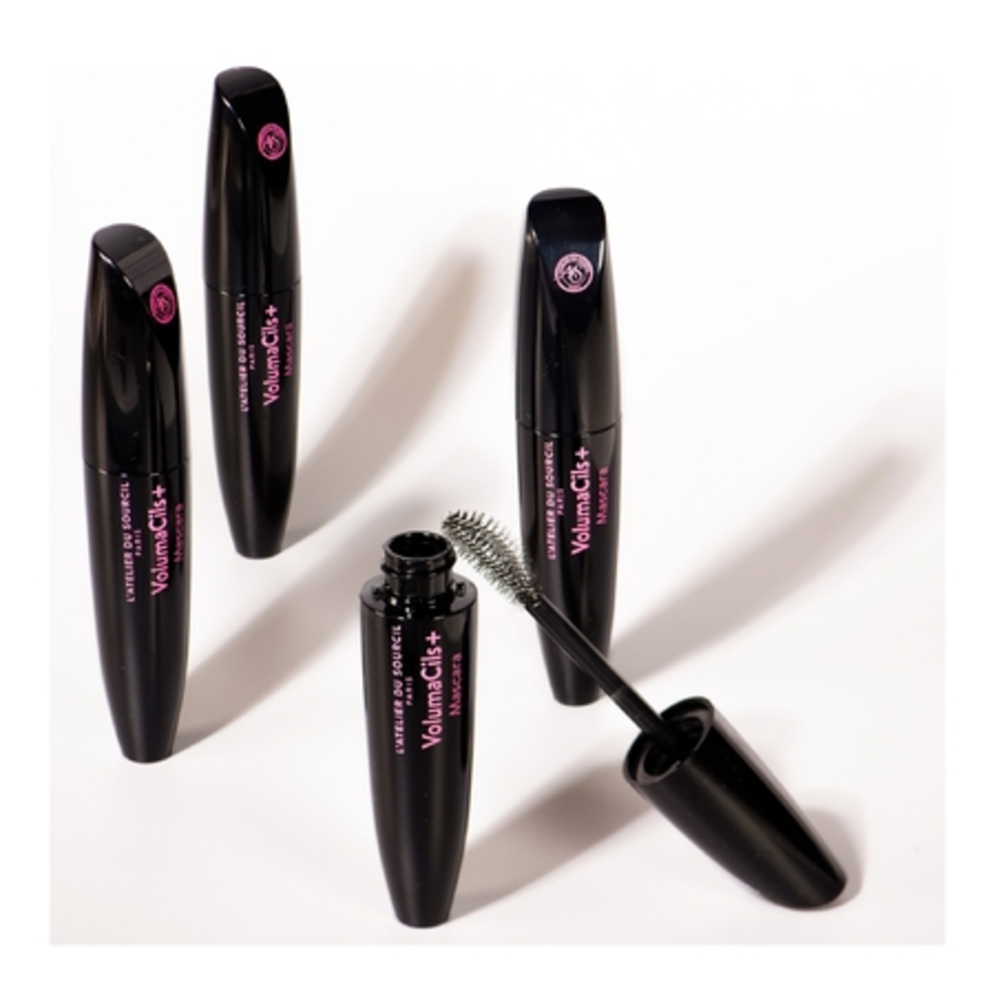  undefined VOLUMACILS+® Mascara ultra-volume  1 of 4 