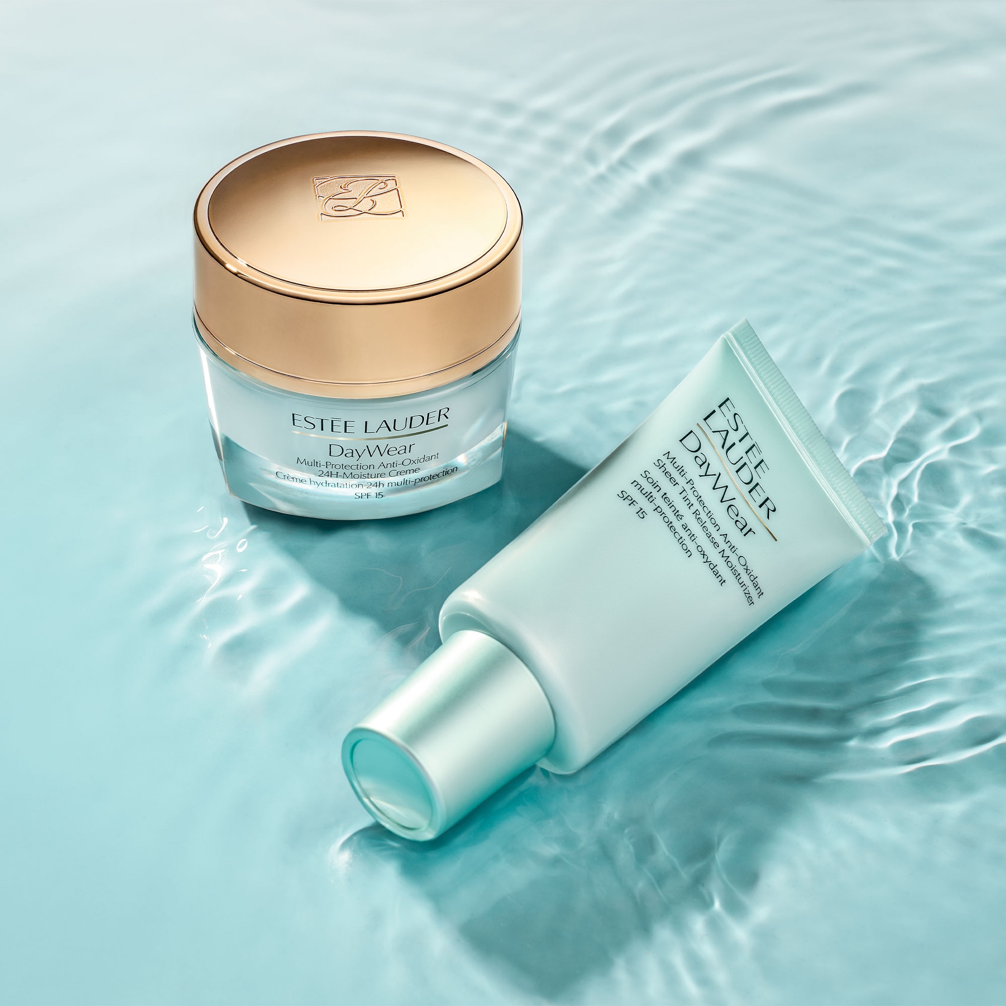 30ML Estée Lauder DAYWEAR SOIN TEINTÉ Soin teinté anti-oxydant multi-protection spf15 1 of 2 Soin teinté anti-oxydant multi-protection spf15