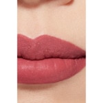  CHANEL ROUGE ALLURE VELVET Le rouge velours lumineux  4 of 4 Le rouge velours lumineux