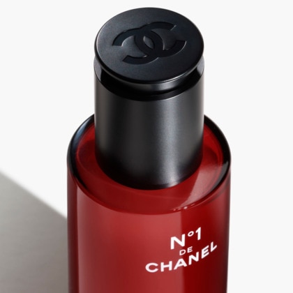 50ML CHANEL N°1 DE CHANEL Sérum revitalisant  1 of 4 