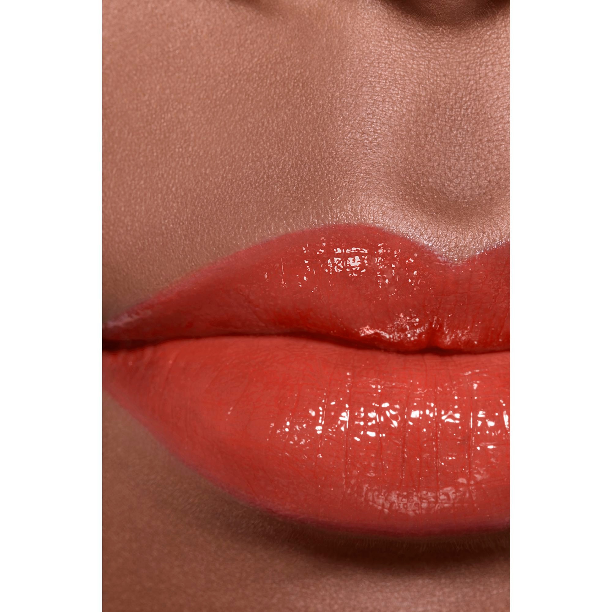  CHANEL ROUGE COCO FLASH Rouge à lèvres  1 of 4 