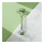  MARIONNAUD MARIONNAUD ACCESSOIRES Mon rouleau visage - quartz vert  3 of 4 Mon rouleau visage - quartz vert