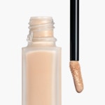 CHANEL ULTRA LE TEINT Le correcteur 2 of 4 Le correcteur