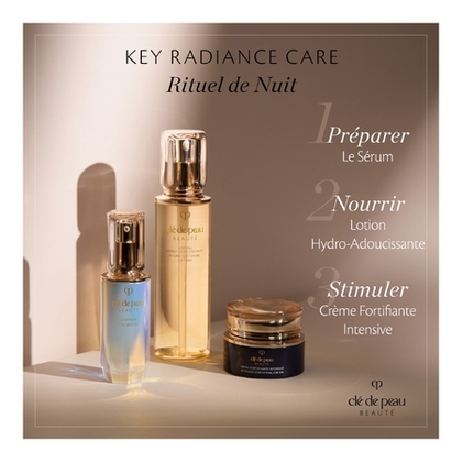 50mL CLÉ DE PEAU BEAUTÉ KEY RADIANCE CARE Crème fortifiante intensive - rechargeable  1 of 4 