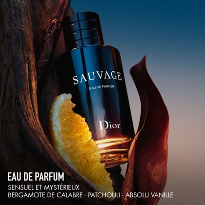  DIOR SAUVAGE Eau de parfum - édition limitée notes hespéridées et vanillées  1 of 3 