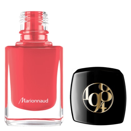 Vernis à ongles effet gel résultat longue tenue, éclatant et raffiné
