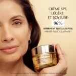 50ML Estée Lauder REVITALIZING SUPREME+ Crème révélatrice de jeunesse  3 of 5 Crème révélatrice de jeunesse