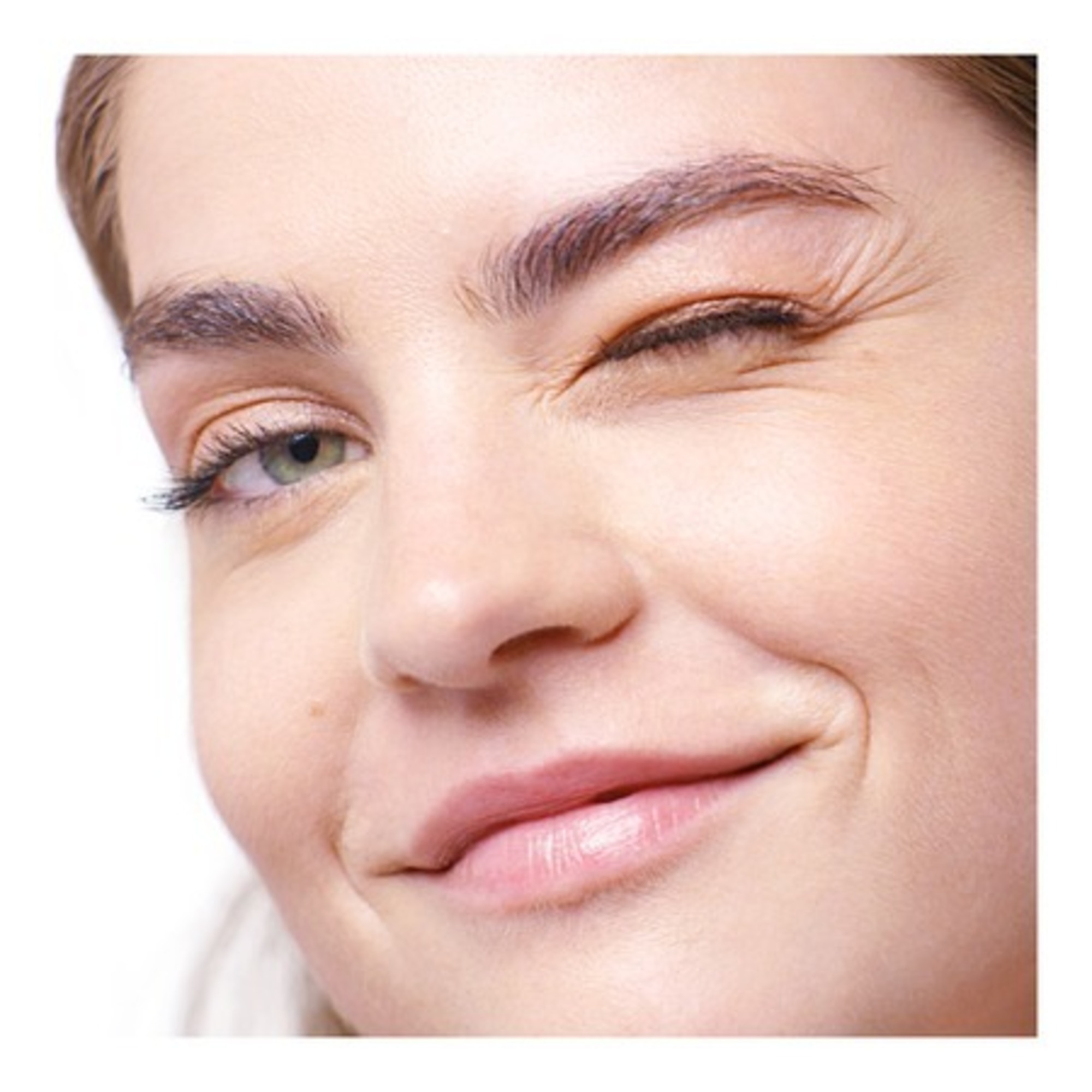 Moisture surge eye™ concentré - contour des yeux hydratant 96h