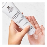 150mL KIEHLS CLEARLY CORRECTIVE™ Nettoyant exfoliant & unifiant quotidien  4 of 4 Nettoyant exfoliant & unifiant quotidien