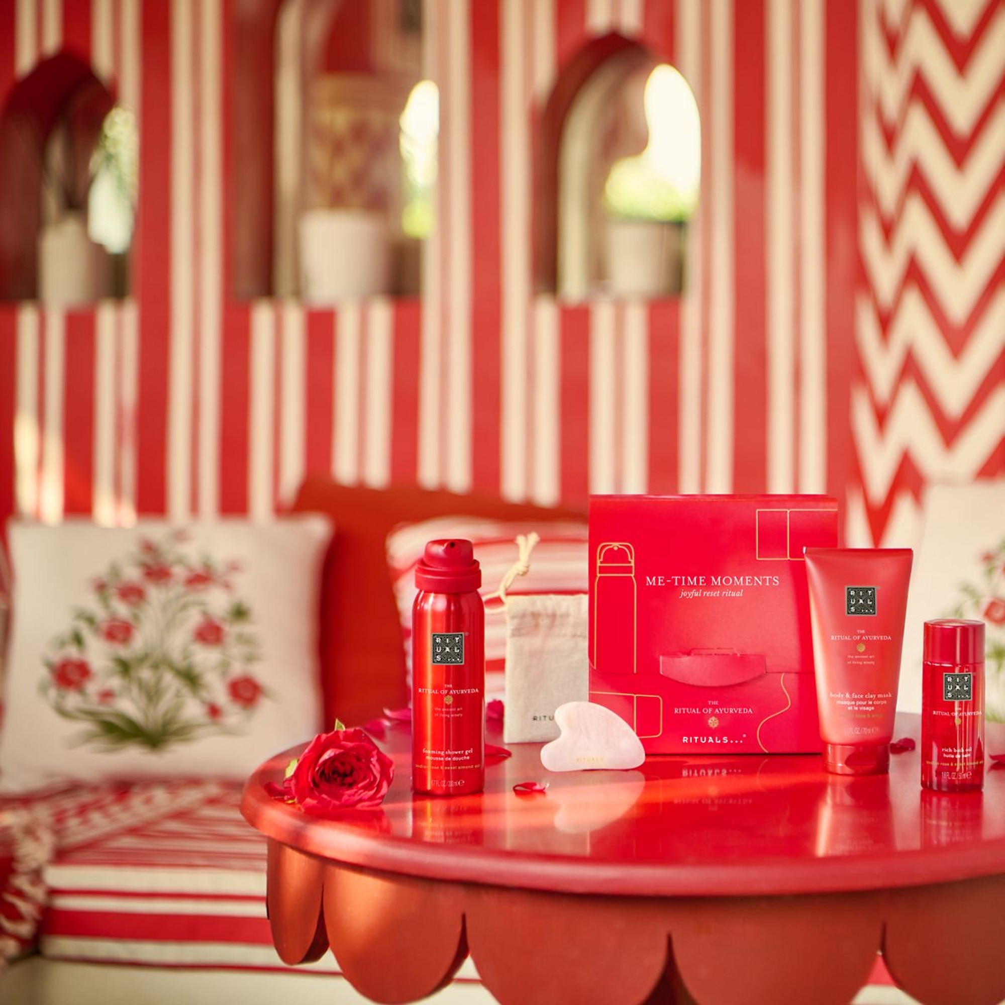  RITUALS THE RITUAL OF AYURVEDA Coffret - bien-être corps & bain  1 of 3 