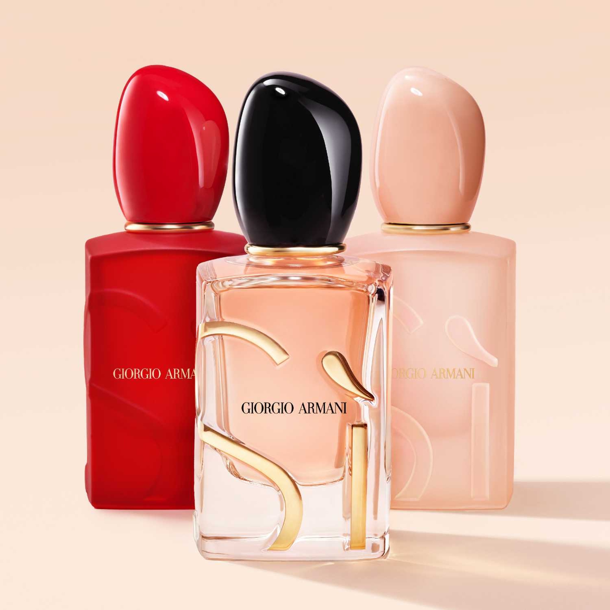 50ML Armani SI RED BLOOM Eau de parfum 1 of 4