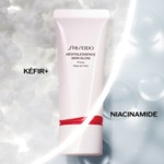  Shiseido REVITALESSENCE SKIN GLOW Base de teint  3 of 3 Base de teint
