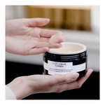 125ML HAIR RITUEL BY SISLEY HAIR RITUEL BY SISLEY Baume restructurant nourrissant  2 of 3 Baume restructurant nourrissant