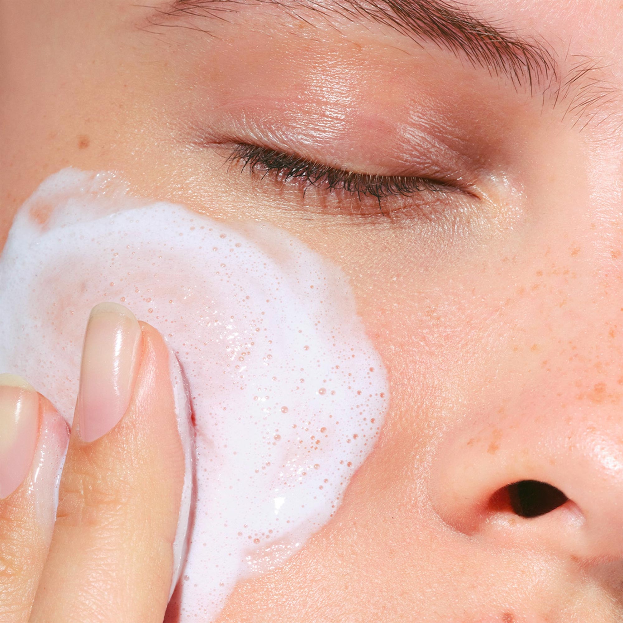 Doux nettoyant moussant apaisant - peaux très sèches ou sensibles