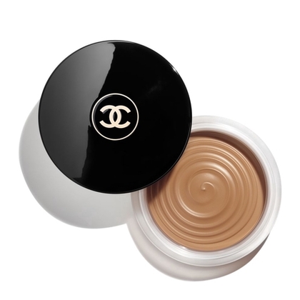  CHANEL LES BEIGES Crème gel fini ensoleillé belle mine naturelle effet hâlé  1 of 3 