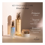 50ml CLÉ DE PEAU BEAUTÉ KEY RADIANCE CARE Crème fortifiante protectrice - recharge  4 of 4 Crème fortifiante protectrice - recharge