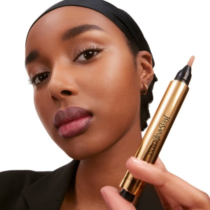 Stylo illuminateur de teint